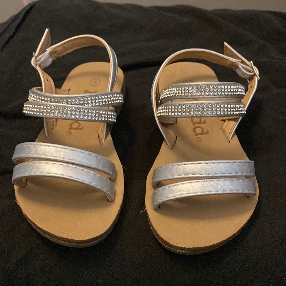 MUDD slide on size 8 toddler